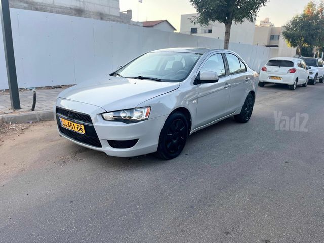 מודעת רכב מיצובישי לנסר