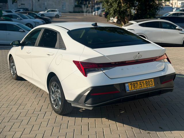 יונדאי אלנטרה