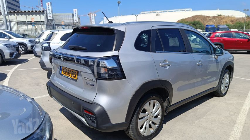 סוזוקי S-Cross