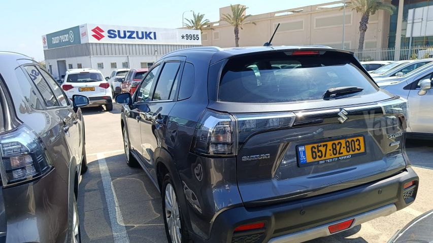 סוזוקי S-Cross