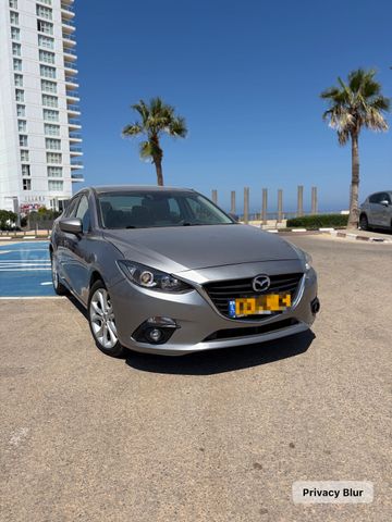 מאזדה 3