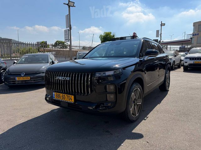 ג'אקו J7