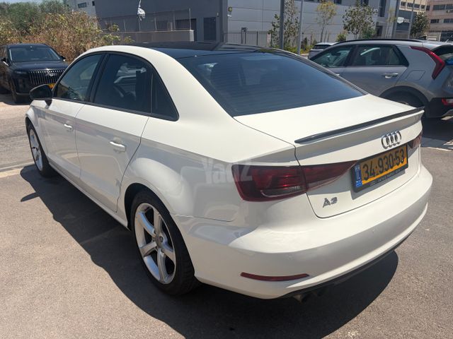 אאודי A3