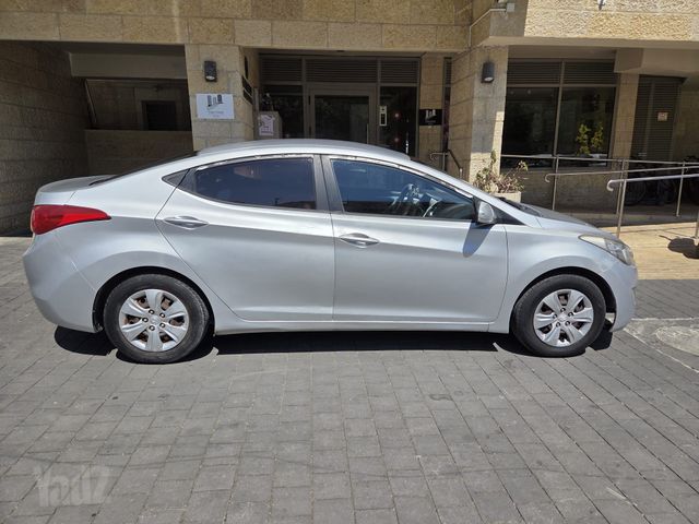 יונדאי I35