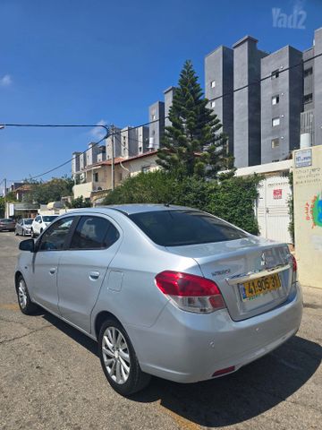 מיצובישי אטראז'