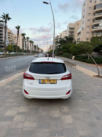 יונדאי i30