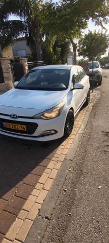 יונדאי i20