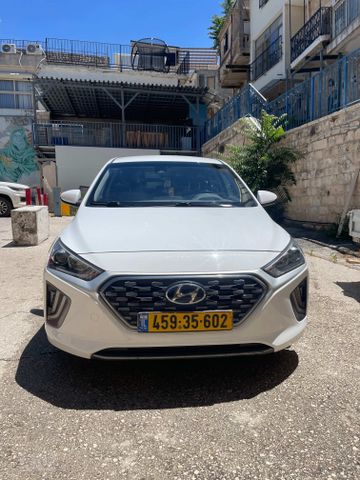 יונדאי איוניק