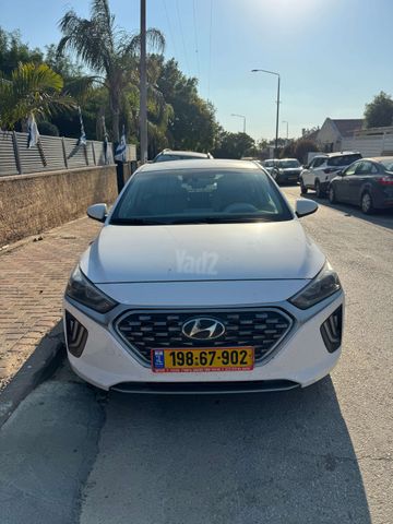 יונדאי איוניק