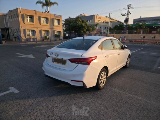 יונדאי אקסנט i25