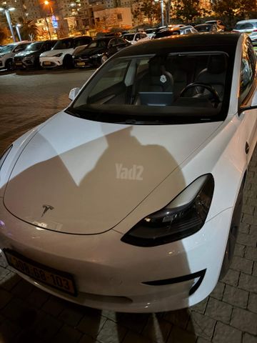 טסלה מודל 3