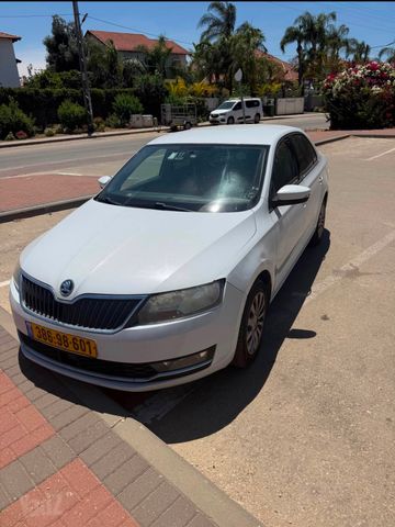 סקודה ראפיד