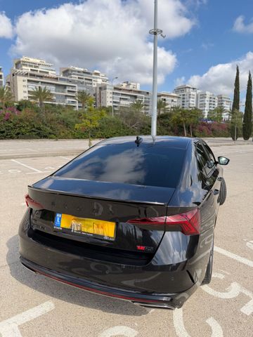 סקודה אוקטביה