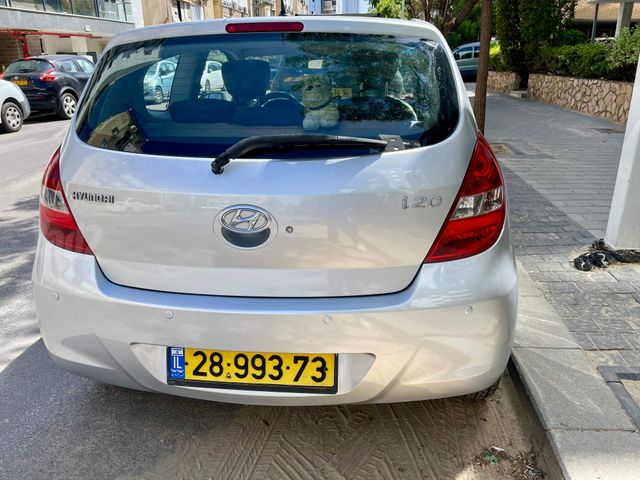 יונדאי i20