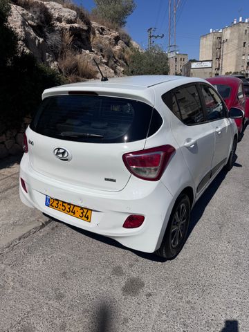 יונדאי i10