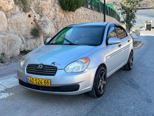 יונדאי אקסנט i25