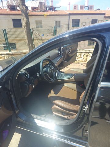מרצדס-בנץ E-class