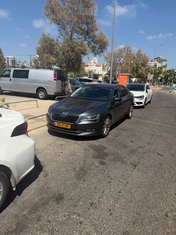 מודעת רכב סקודה סופרב