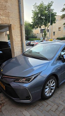 טויוטה קורולה