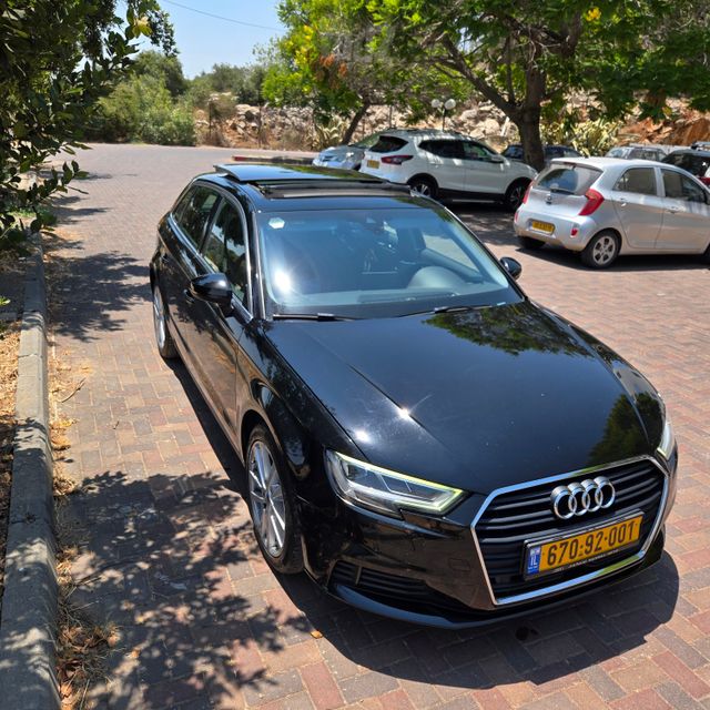 מודעת רכב אאודי A3
