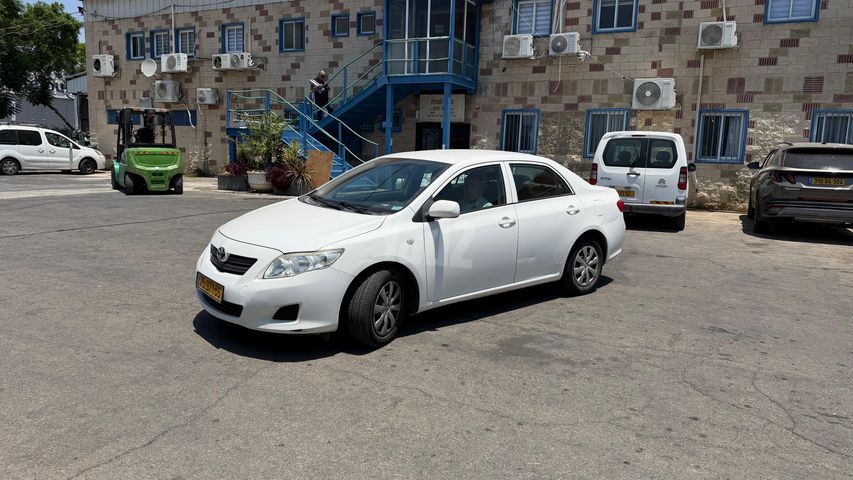 טויוטה קורולה