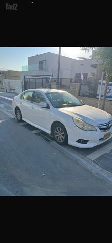 מודעת רכב סובארו B4/לגאסי
