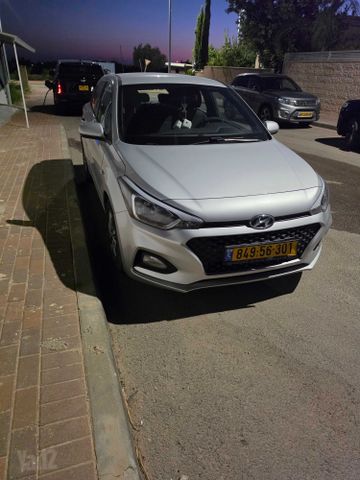 יונדאי i20