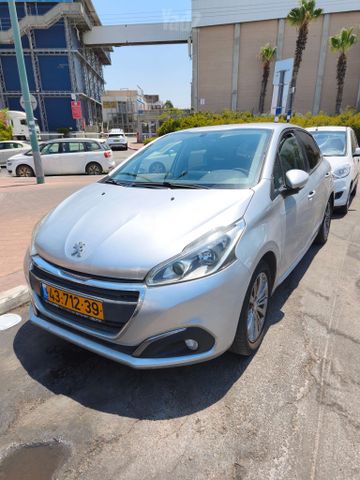 מודעת רכב פיג'ו 208
