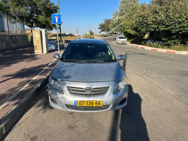 טויוטה קורולה