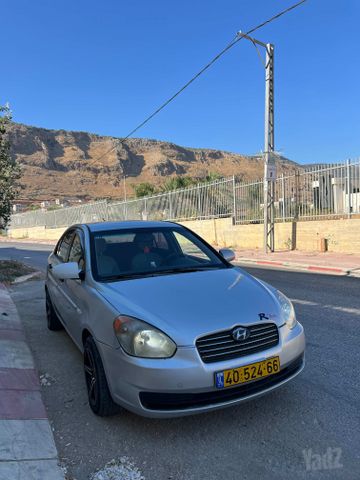 יונדאי אקסנט i25