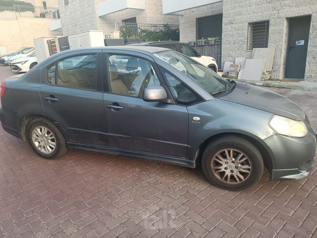סוזוקי SX4