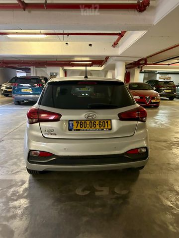 יונדאי i20