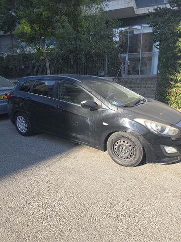יונדאי i30