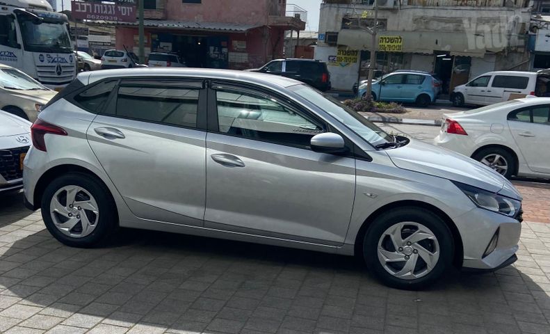 מודעת רכב יונדאי i20