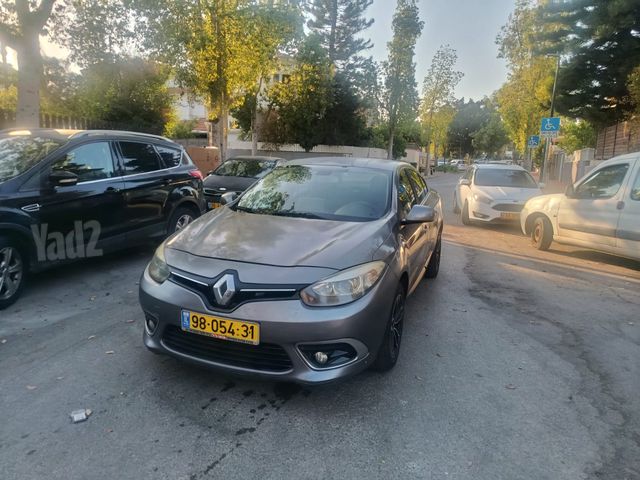 רנו פלואנס