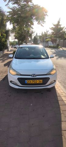 יונדאי i20