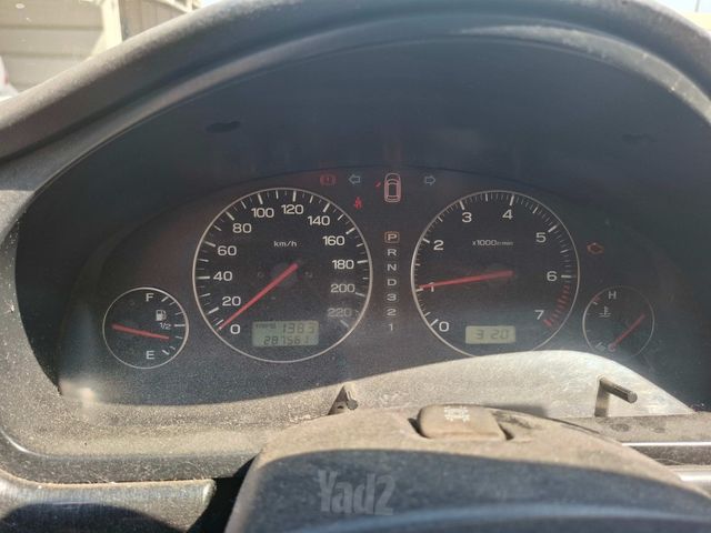 סובארו B4/לגאסי
