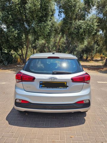 יונדאי i20