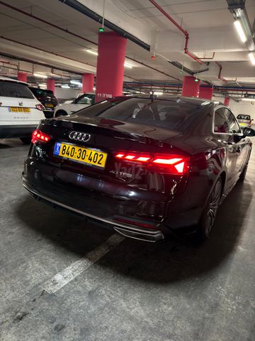 אאודי A5