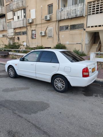 מאזדה 323