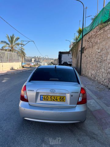 יונדאי אקסנט i25