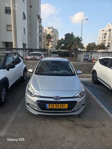 יונדאי i20