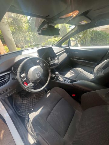 טויוטה C-HR
