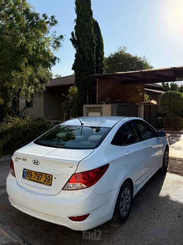 יונדאי אקסנט i25