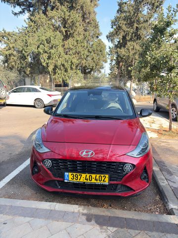 יונדאי i10