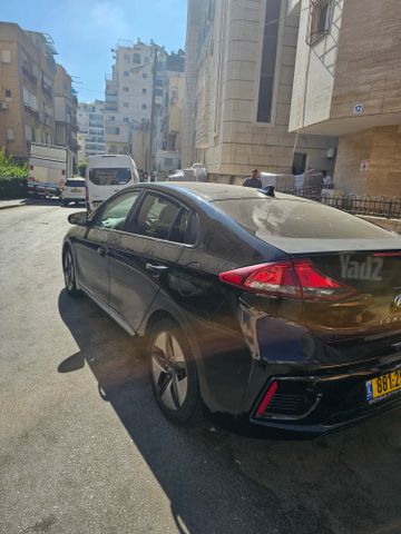 יונדאי איוניק