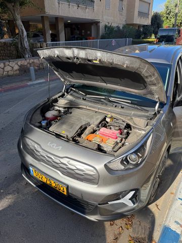 קיה נירו פלוס