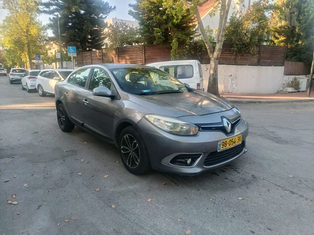 רנו פלואנס
