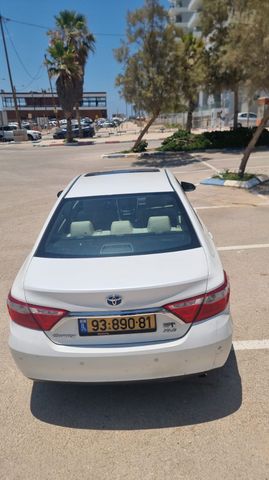 טויוטה קאמרי