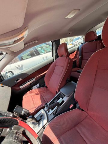 וולוו C30